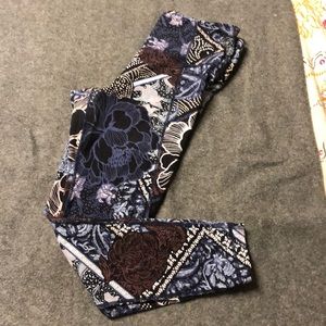 Athleta 7/8 Length Leggings Size Small